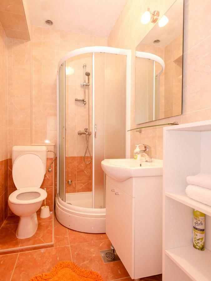 Apartments Ana Buratovic 斯塔里格勒 外观 照片