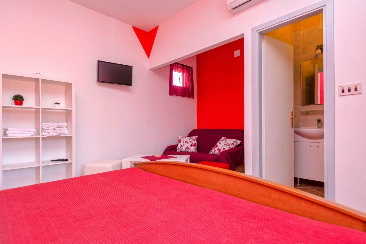 Apartments Ana Buratovic 斯塔里格勒 外观 照片